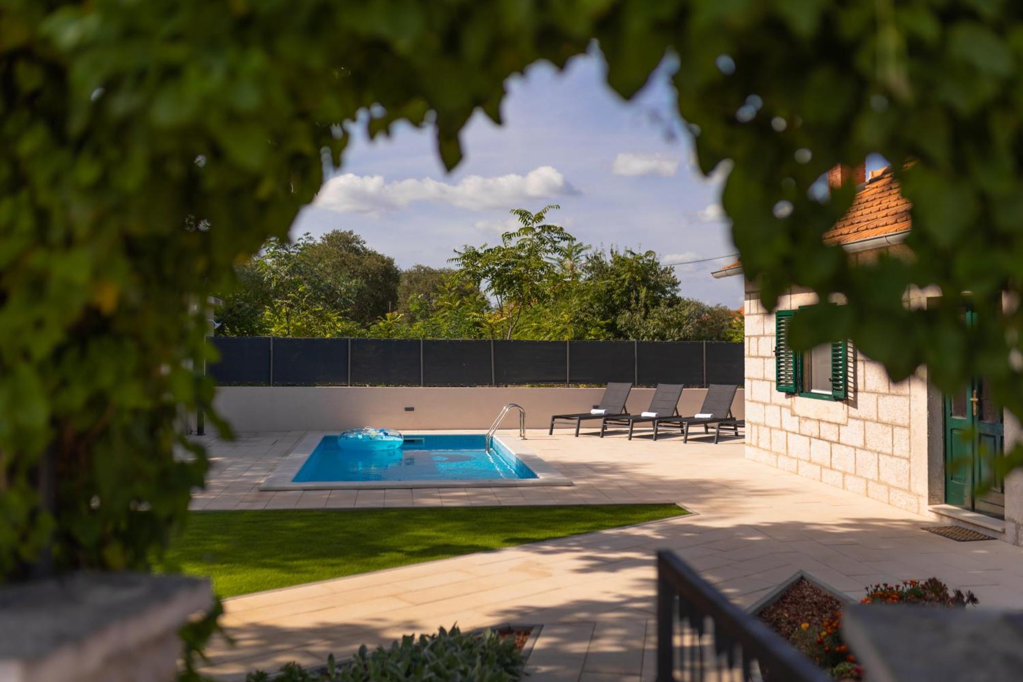 Experience Village Life - Jokini Dvori With Private Pool Pakovo Selo 외부 사진